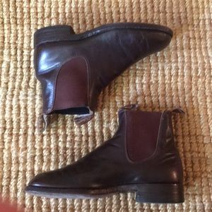 Classic R. M. Williams Chelsea Leather Boots